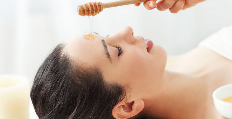 Cách trị mụn bằng mật ong