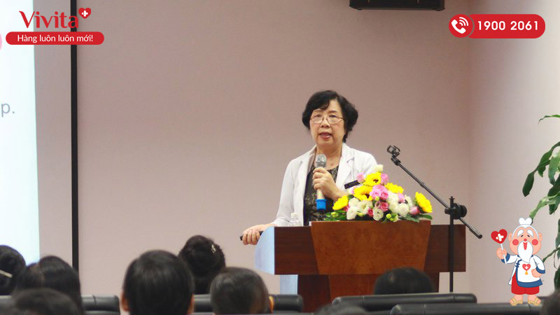 Phó Giáo sư, Tiến sĩ Nguyễn Thúy Oanh