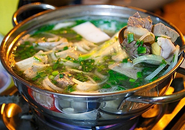 Quán lẩu bò ngon Sài Gòn - Tí Chuột