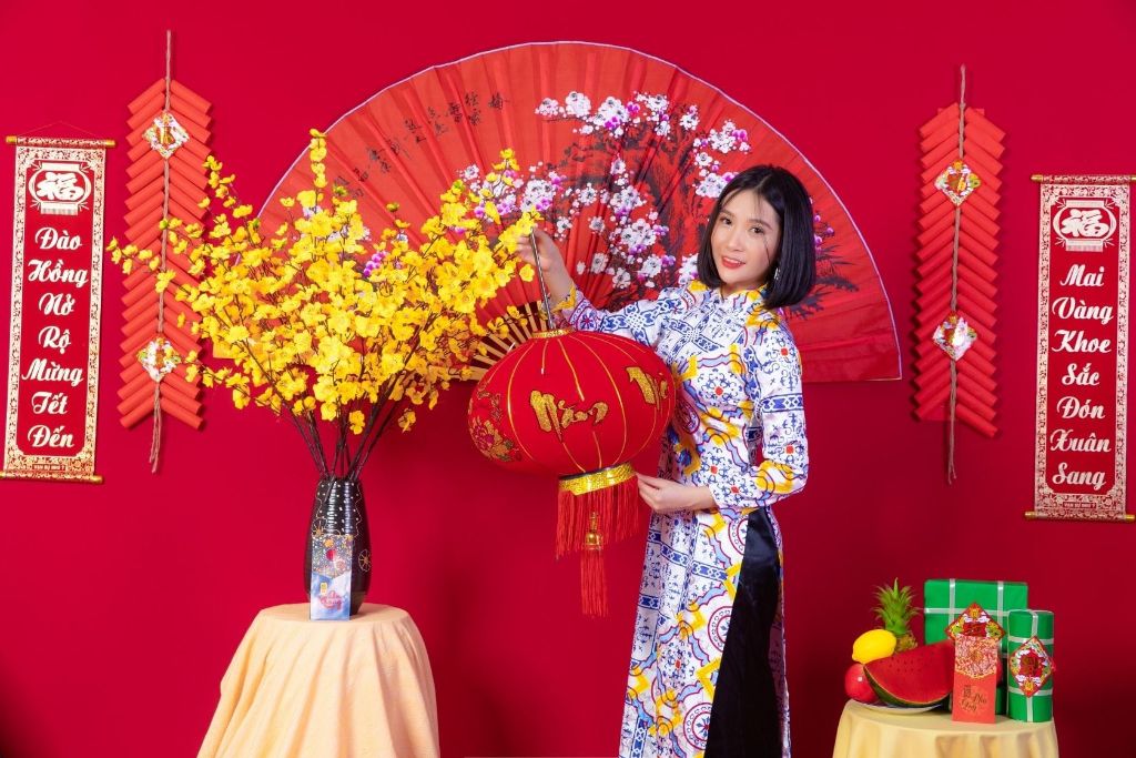 Lavender Studio - địa chỉ chụp hình Tết với áo dài ở TPHCM chuyên nghiệp nhất 