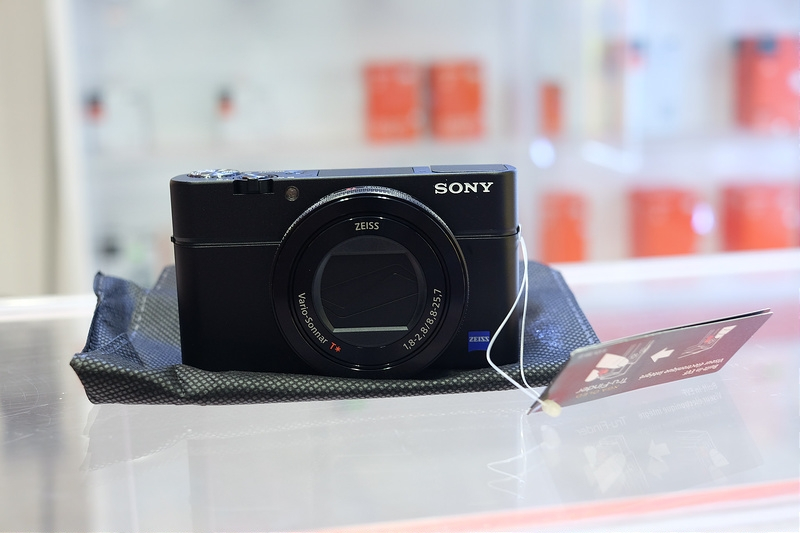 Phú Quang Camera - Cửa hàng mua bán máy ảnh uy tín, giá rẻ tại TPHCM