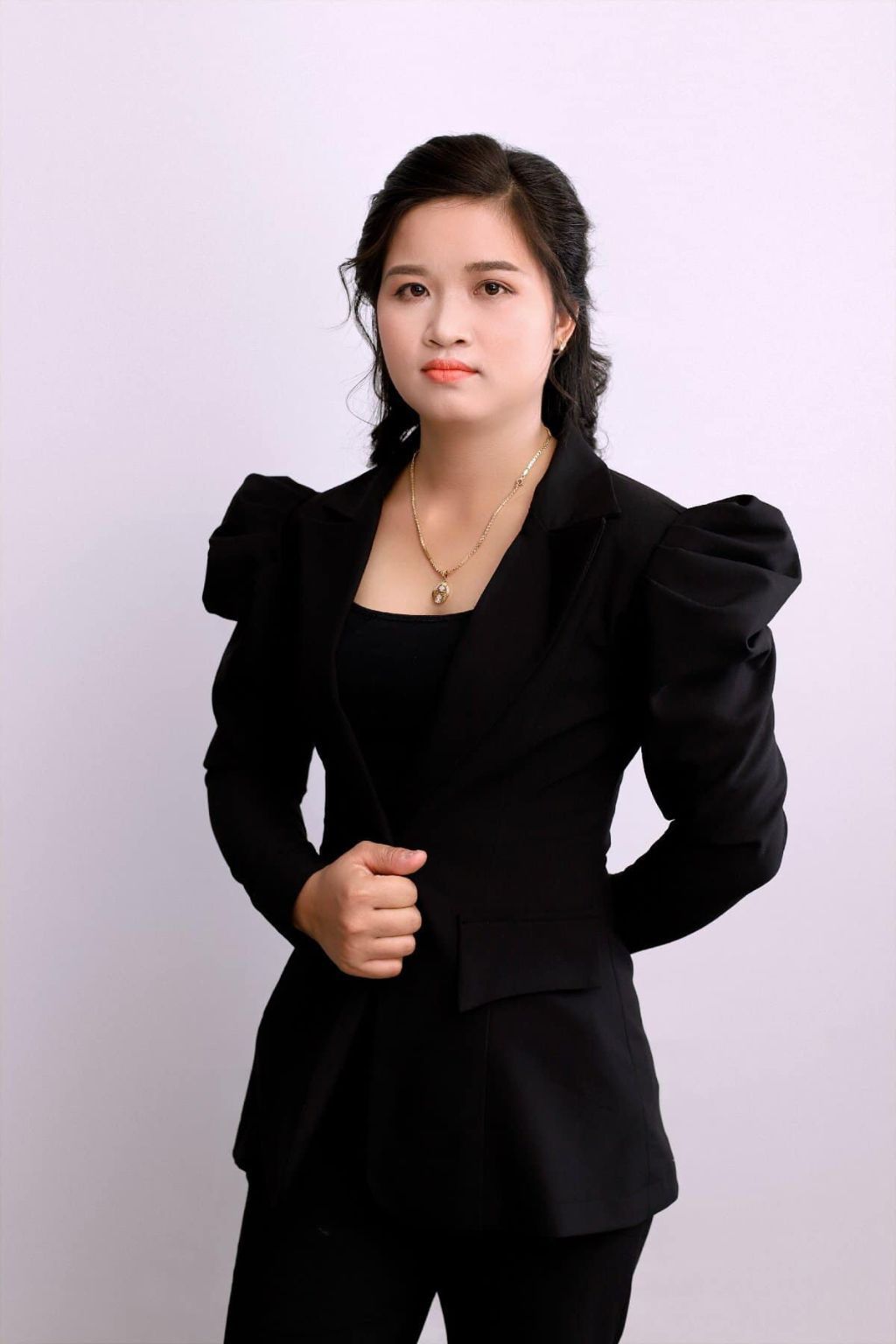 Địa chỉ chuyên chụp hình doanh nhân tại HCM