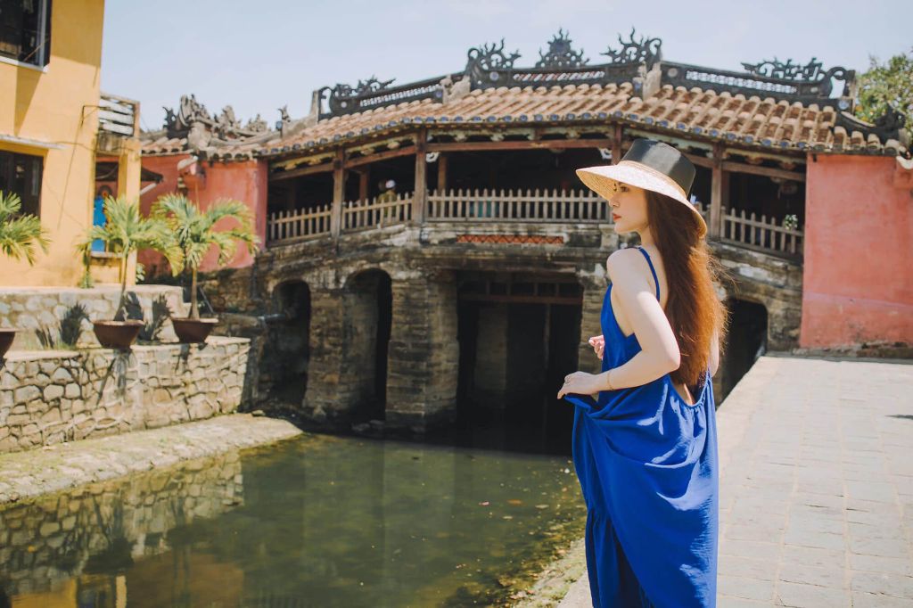 Cho thuê thợ chụp ảnh đẹp ở Hội An uy tín