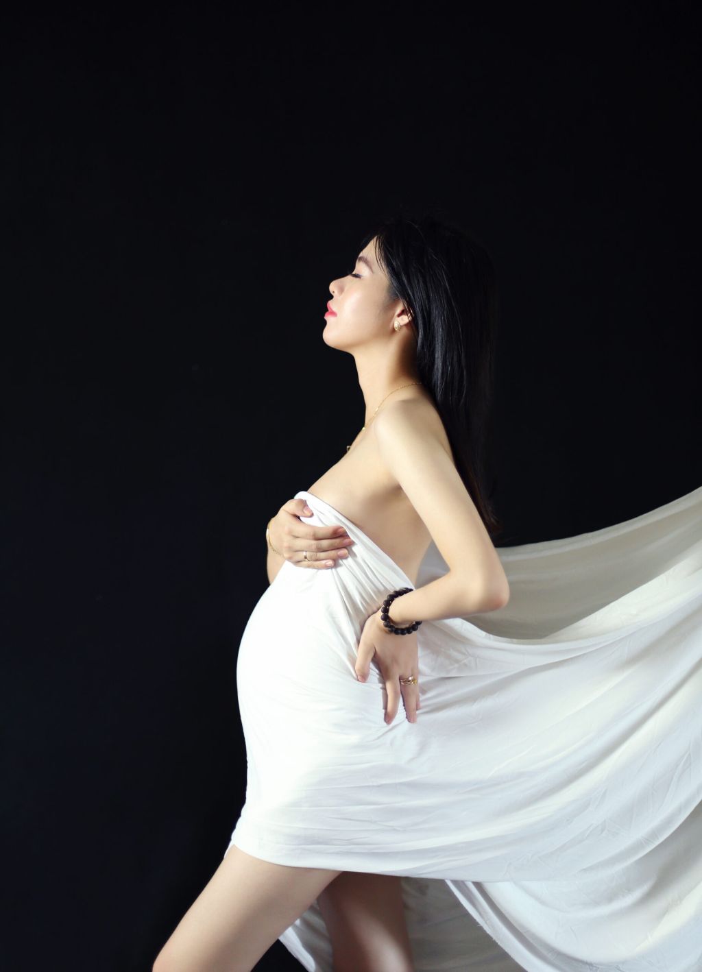 Đình Thái Studio - ảnh viện chụp ảnh bầu ở Đà Nẵng giá tốt