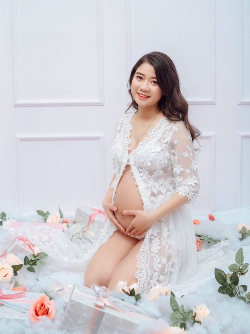 Studio HongKong Wedding - tiệm chụp ảnh bầu, chụp ảnh cho bé và gia đình tại Đà Năng