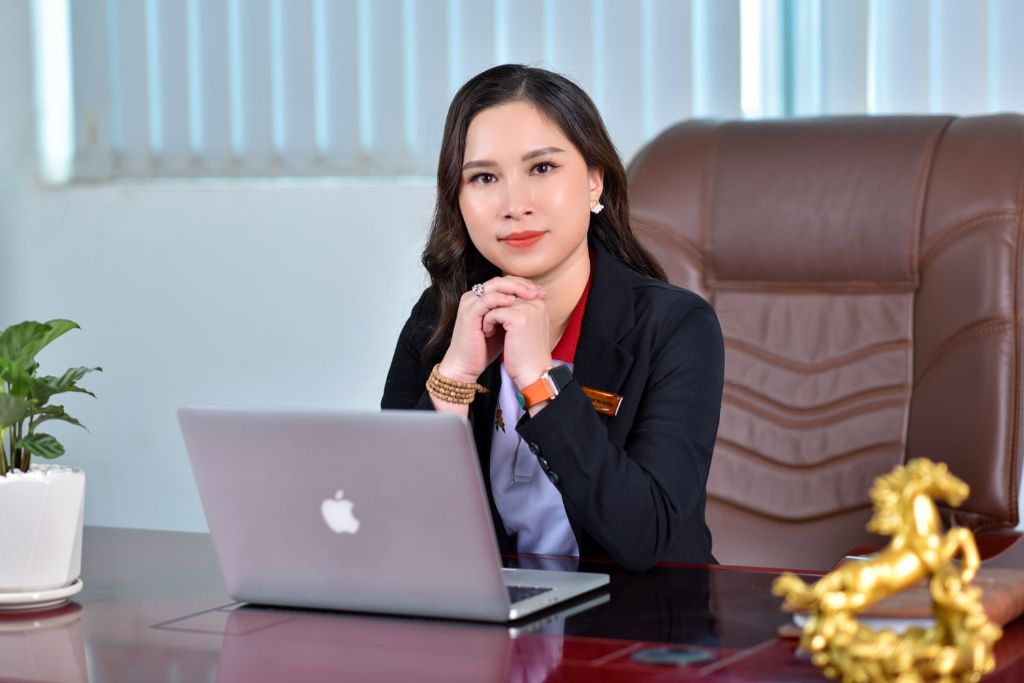 Rin Wedding - thương hiệu chụp ảnh doanh nhân độc đáo