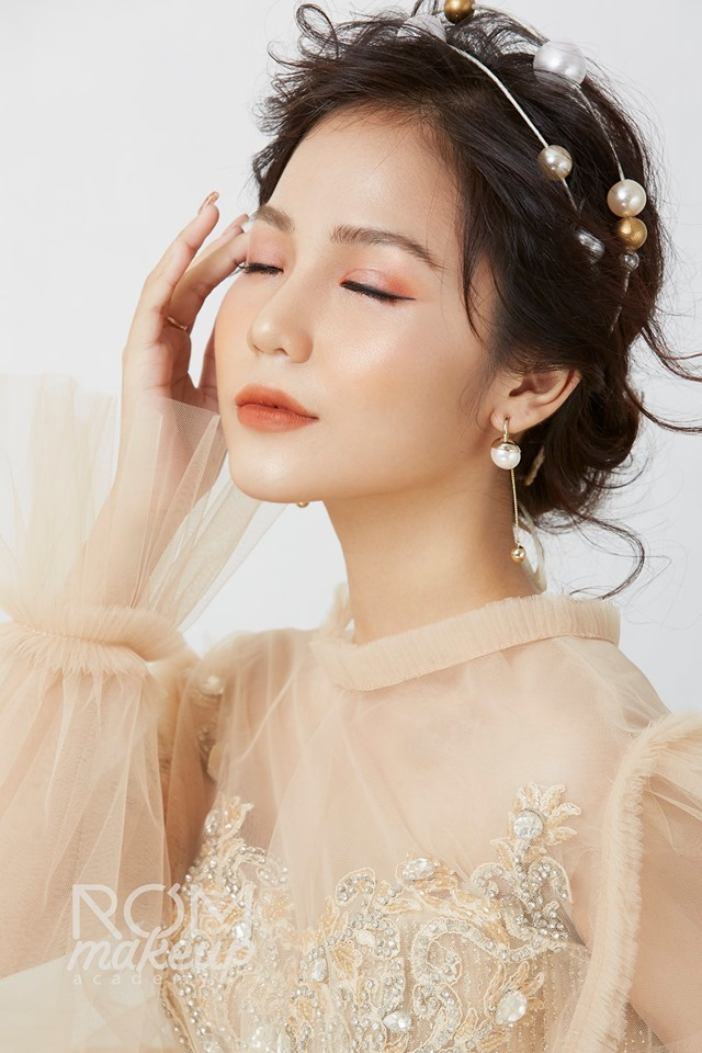 Tìm studio chụp ảnh chân dung beauty đẹp ở Huế Tìm studio chụp ảnh chân dung beauty đẹp ở Huế