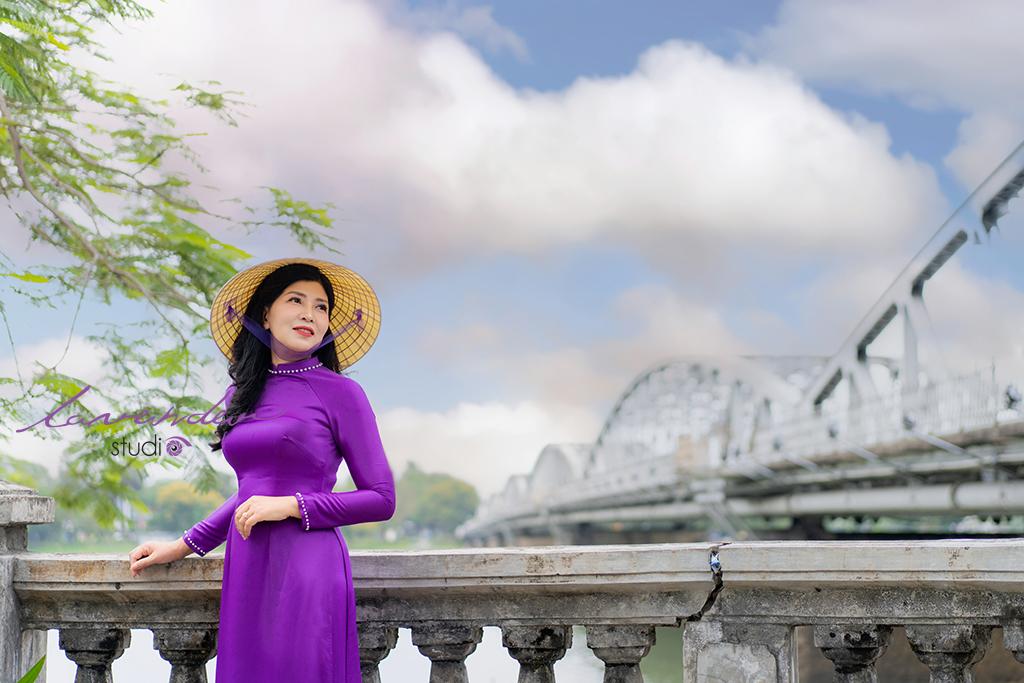 Hướng dẫn tạo dáng chụp ảnh áo dài ngoại cảnh đẹp Hướng dẫn tạo dáng chụp ảnh áo dài ngoại cảnh đẹp