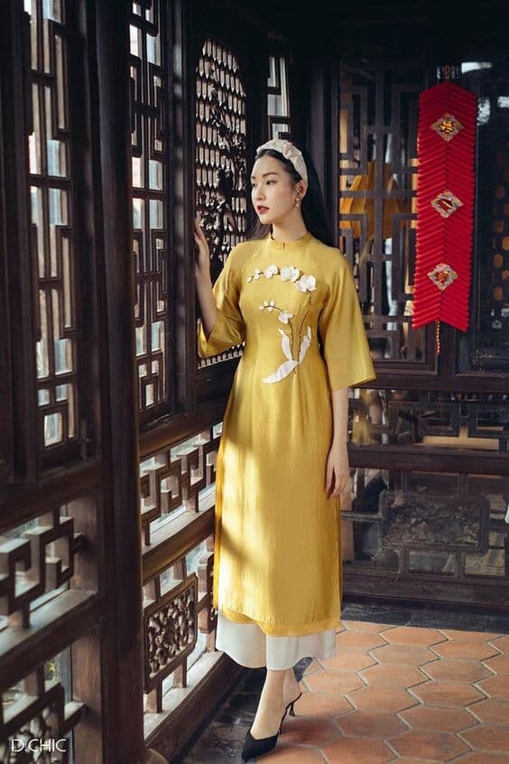 Chụp hình Tết áo dài cách tân
