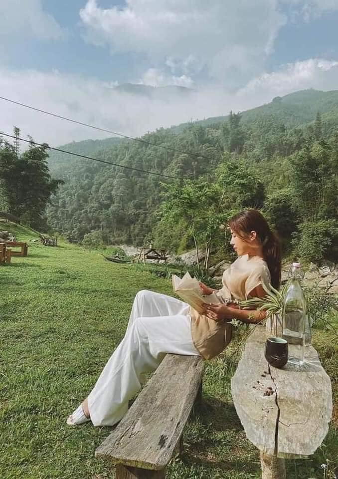 Chia sẻ cách tạo dáng chụp ảnh du lịch ấn tượng, mới lạ Chia sẻ cách tạo dáng chụp ảnh du lịch ấn tượng, mới lạ