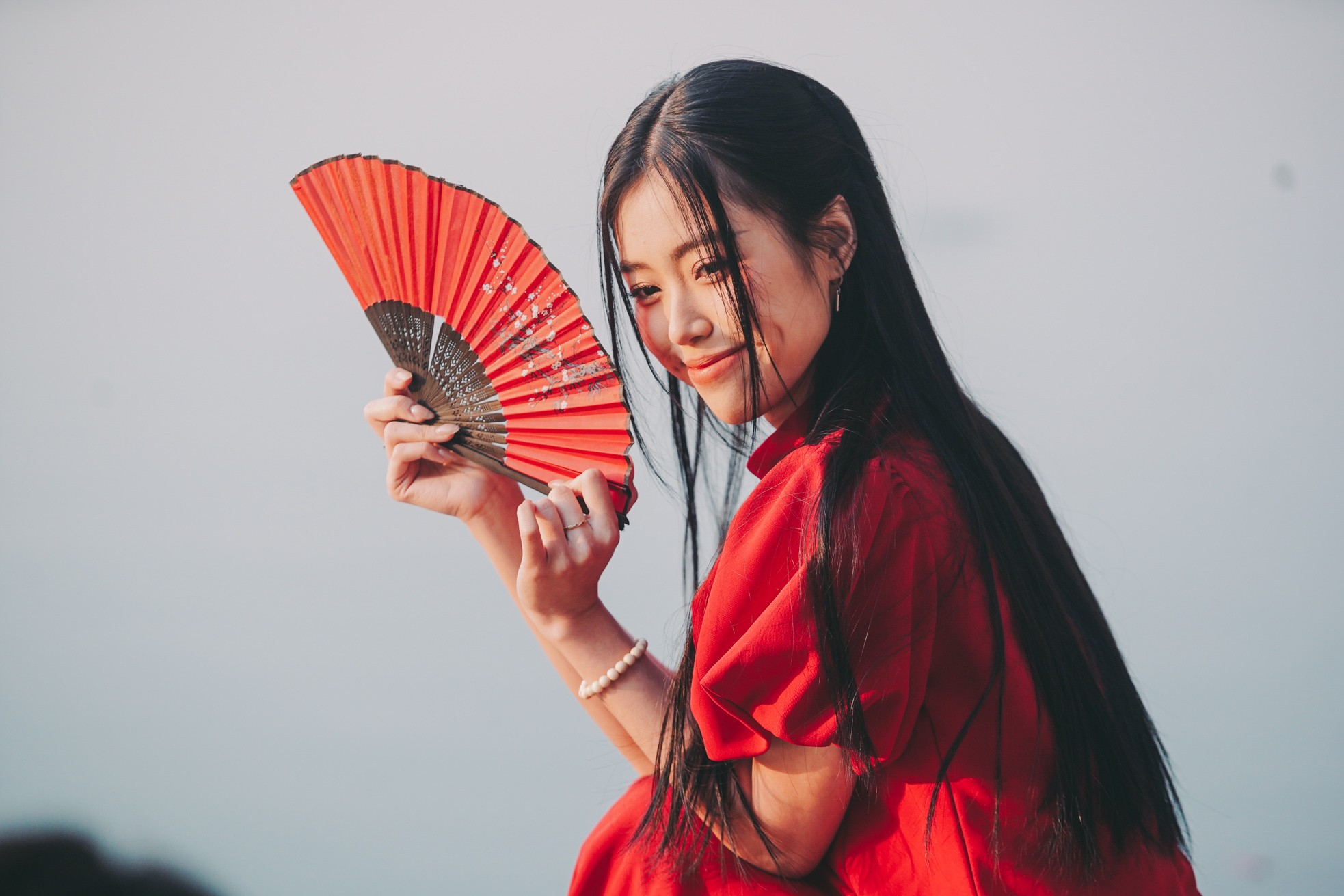 10 địa điểm sống ảo cực chất tại Hà Nội để chụp ảnh Tết áo dài năm 2025