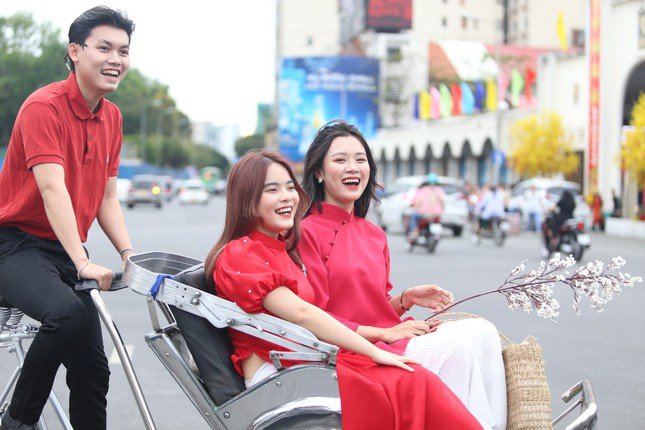 Địa điểm chụp hình Tết ở quận 7 bạn tuyệt đối không bỏ qua dịp Tết 2025