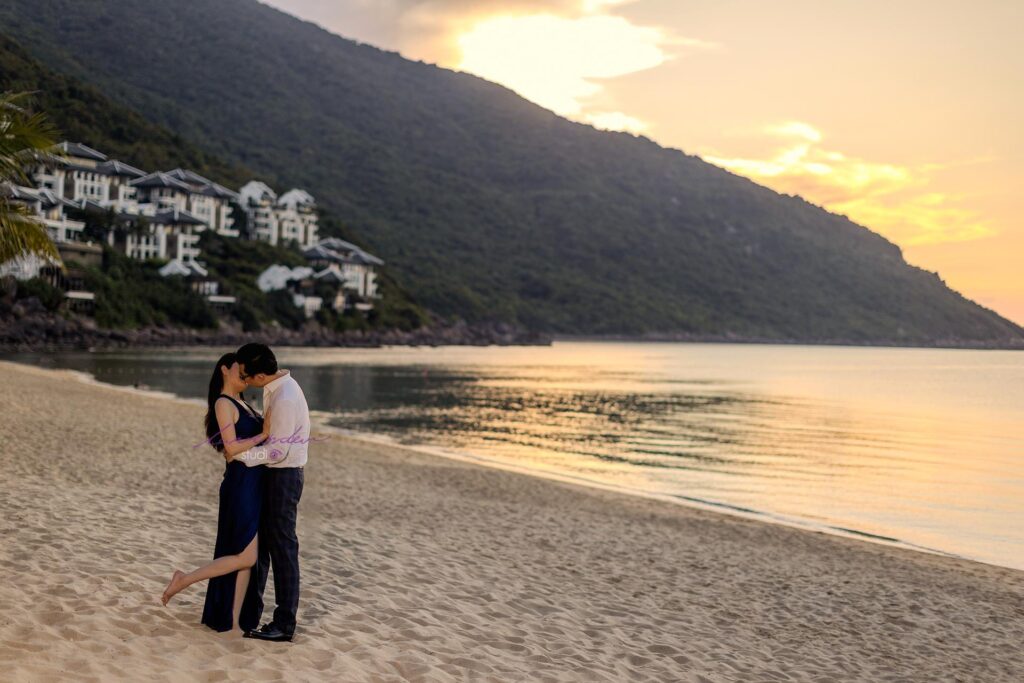 Trend chụp hình cưới ở biển năm 2025