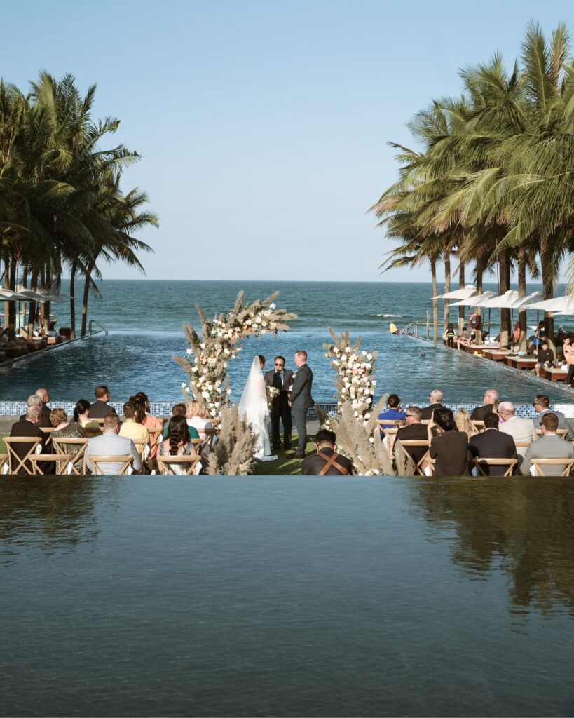 Xu hướng chụp hình cưới outdoor ngoại cảnh Đà Nẵng