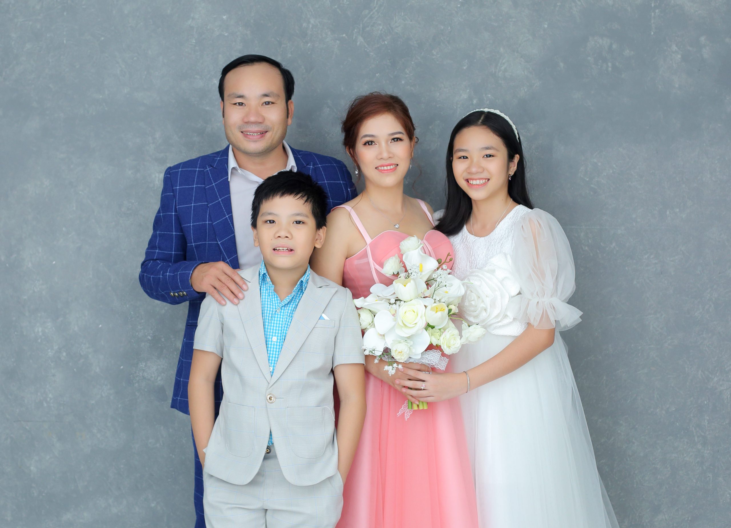 Danh sách 10 địa chỉ chụp ảnh gia đình uy tín tại Hà Nội Danh sách 10 địa chỉ chụp ảnh gia đình uy tín tại Hà Nội