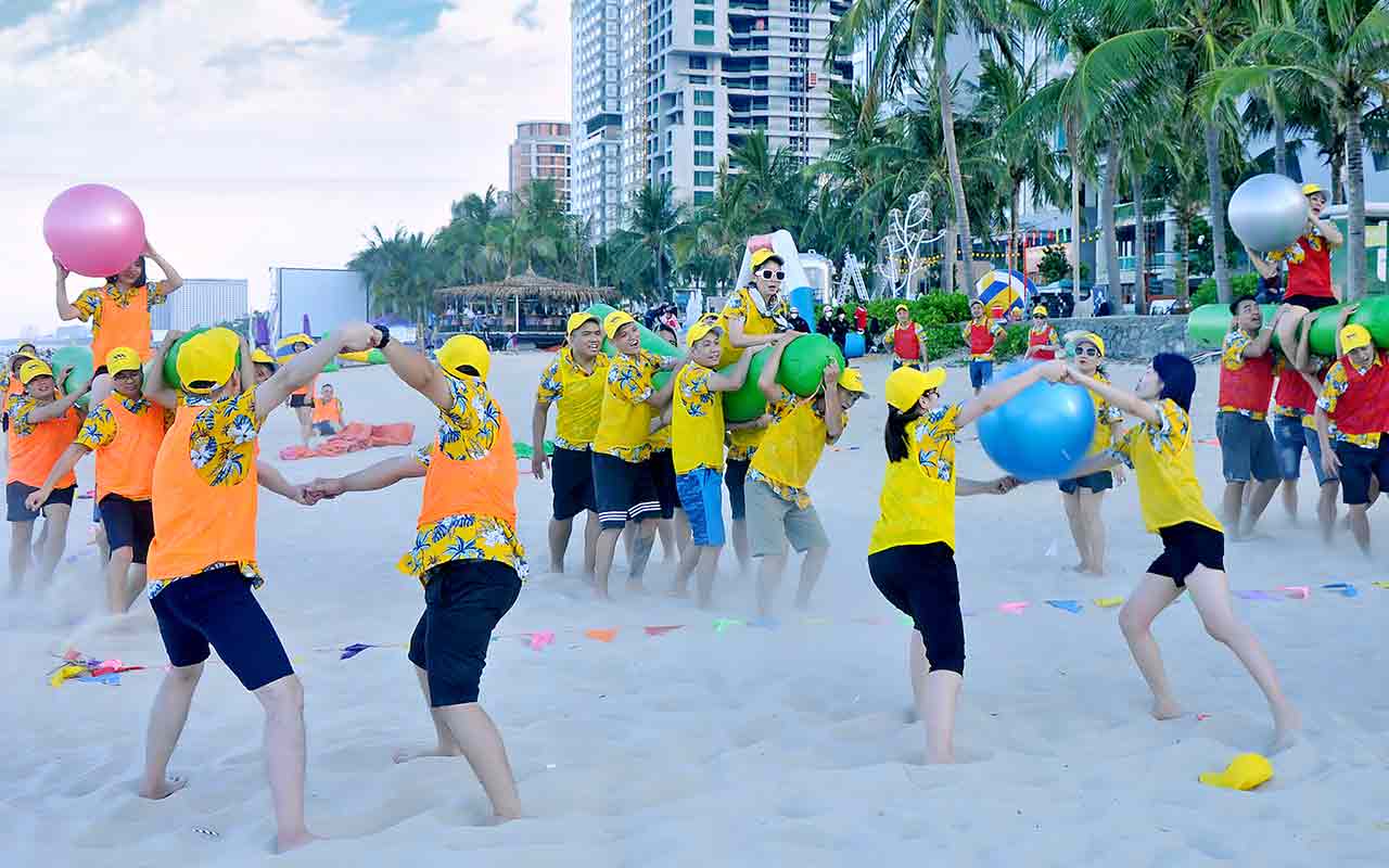Giải đáp: Giá quay phim teambuilding tại TPHCM có cao không?