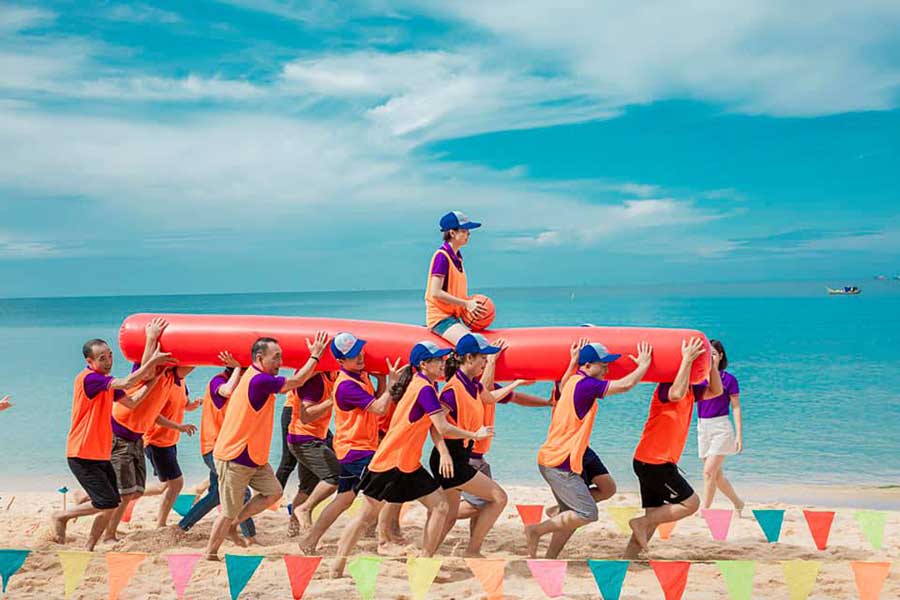 Chọn dịch vụ chụp hình team building uy tín tại TP.HCM rất quan trọng