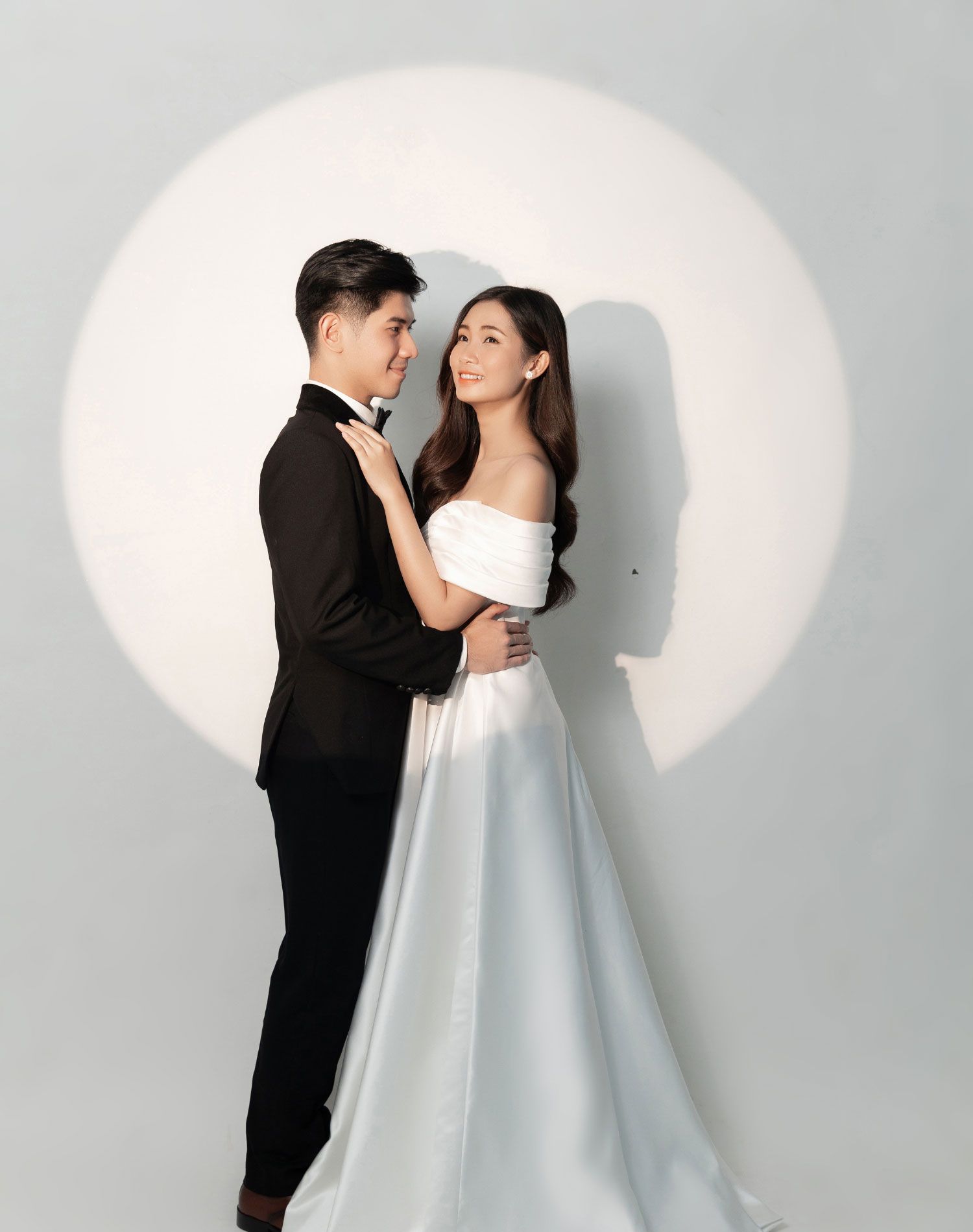 Tháng 8/2025: Những gói chụp ảnh cưới hấp dẫn từ các studio nổi tiếng