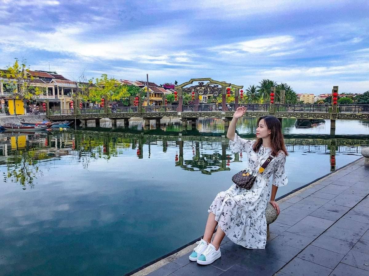 Lưu giữ kỷ niệm đẹp khi chụp ảnh du lịch tại Hội An ở Lavender Studio Lưu giữ kỷ niệm đẹp khi chụp ảnh du lịch tại Hội An ở Lavender Studio