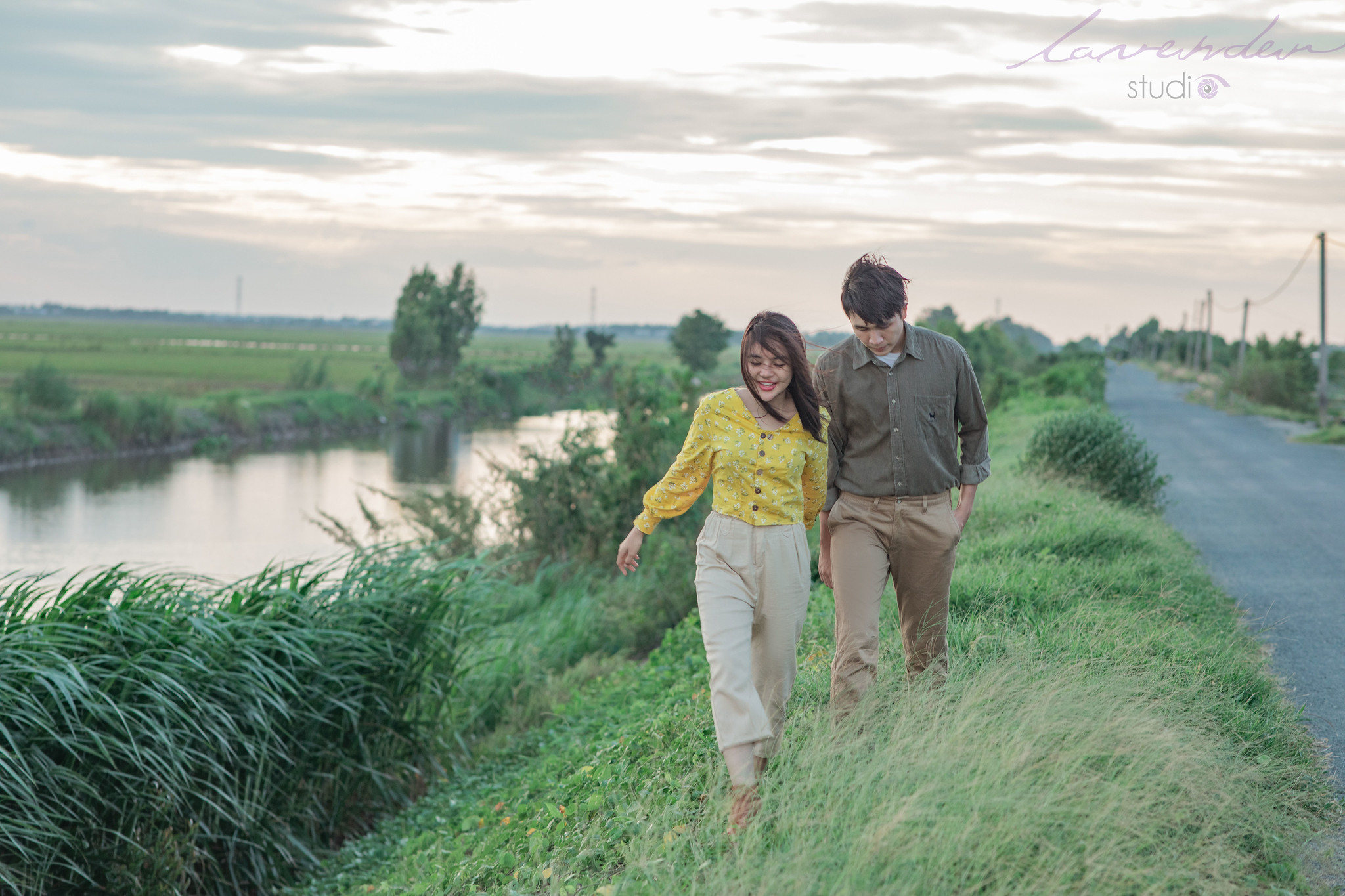 Chụp hình couple: Khi khoảnh khắc đời thường trở thành kỷ niệm đáng nhớ