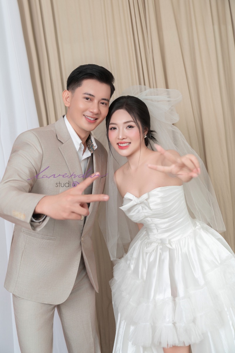 Chụp hình couple: Khi khoảnh khắc đời thường trở thành kỷ niệm đáng nhớ