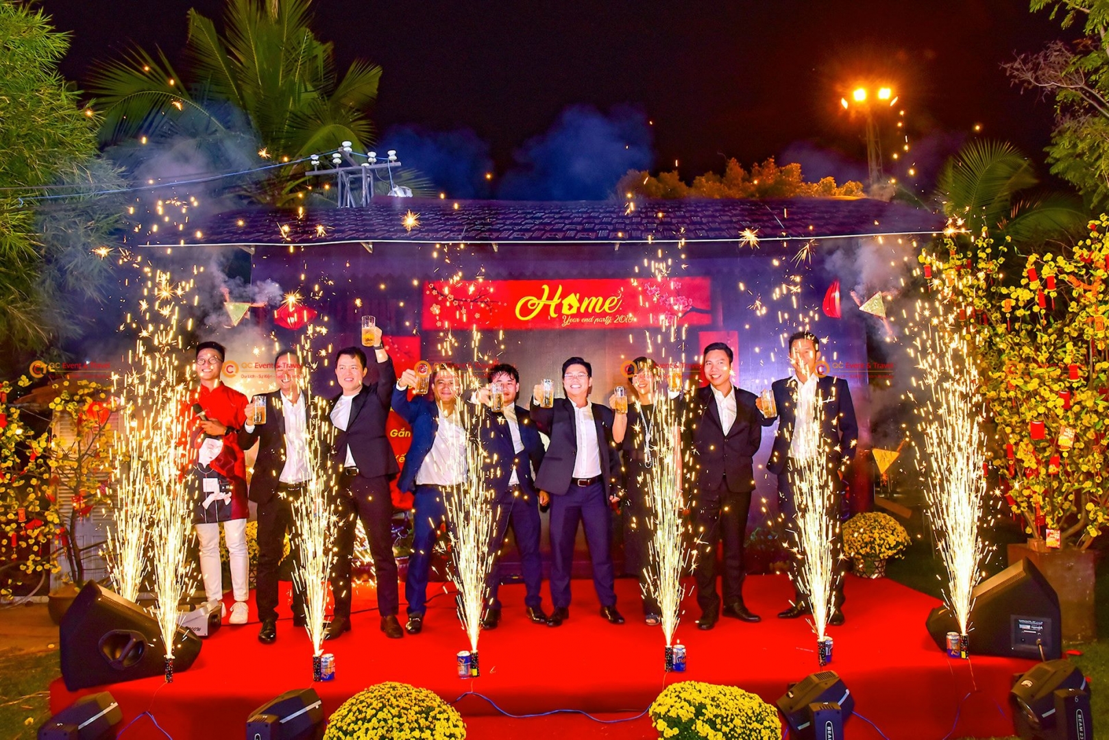 Doanh Nghiệp Đà Nẵng Tăng Nhu Cầu Chụp Ảnh Year End Party Cuối Năm