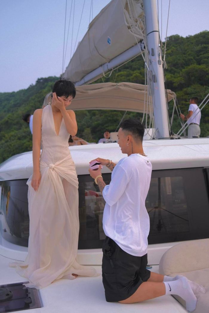 Tips tạo dáng khi cầu hôn để có ảnh đẹp tự nhiên