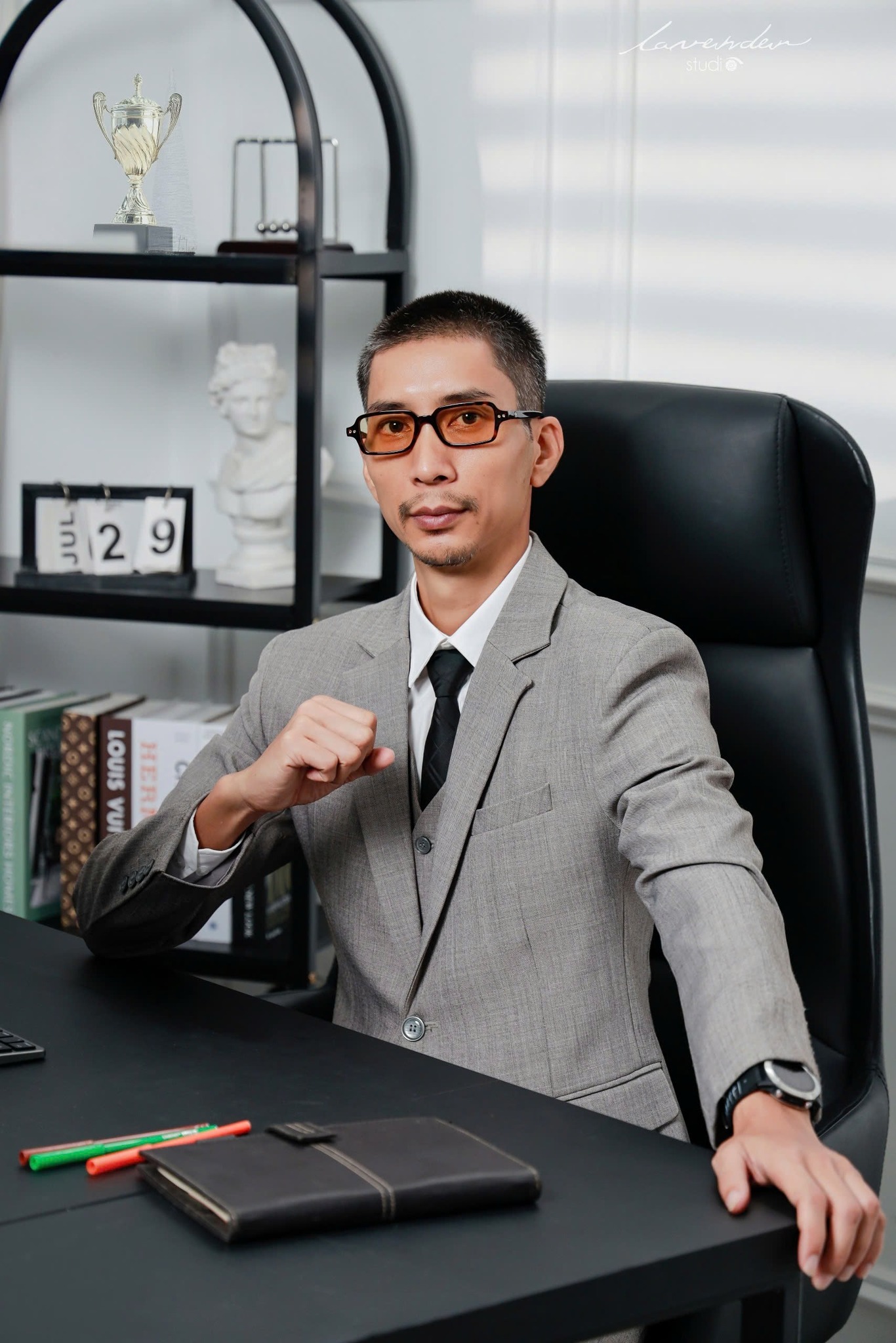 Chụp hình chân dung profile cá nhân 2026: Đầu tư hình ảnh – Nâng tầm sự nghiệp