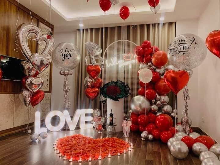 Kinh nghiệm chọn không gian trang trí cầu hôn tại nhà 2026 Kinh nghiệm chọn không gian trang trí cầu hôn tại nhà 2026