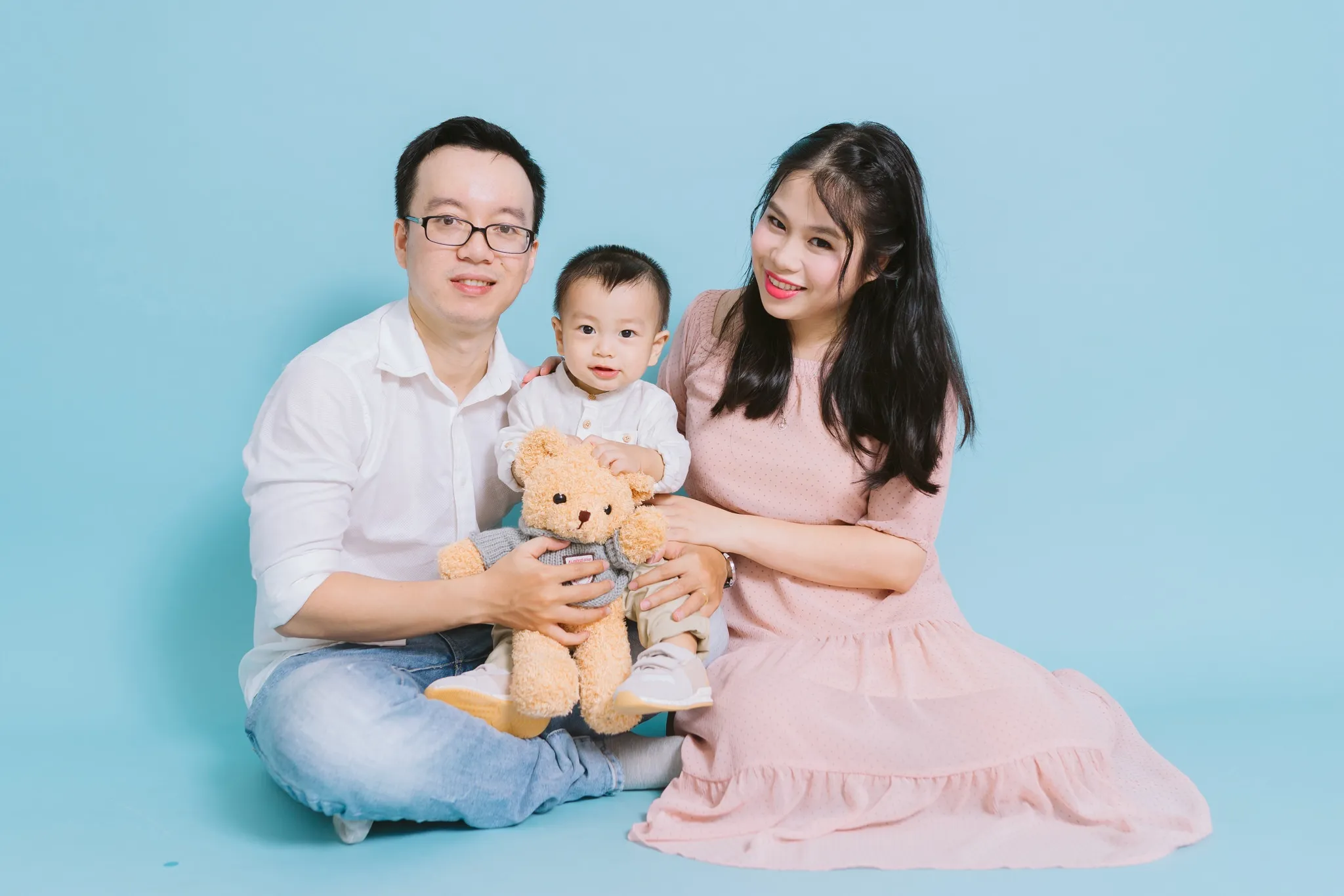 10+ Studio chụp gia đình 3 người đẹp và uy tín tại Sài Gòn (2)