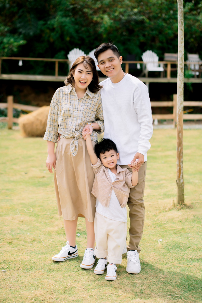 10+ Studio chụp gia đình 3 người đẹp và uy tín tại Sài Gòn (8)
