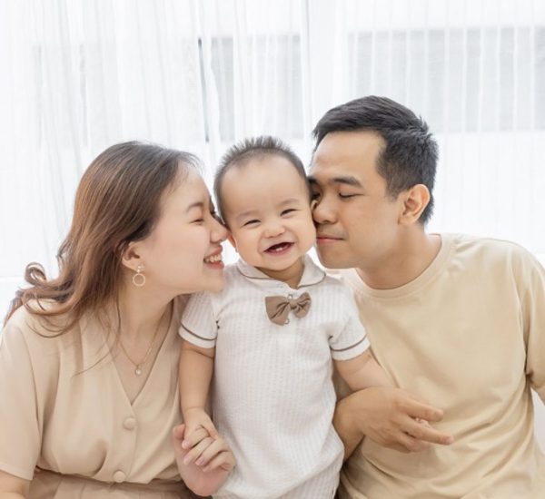 10+ Studio chụp gia đình 3 người đẹp và uy tín tại Sài Gòn (6)