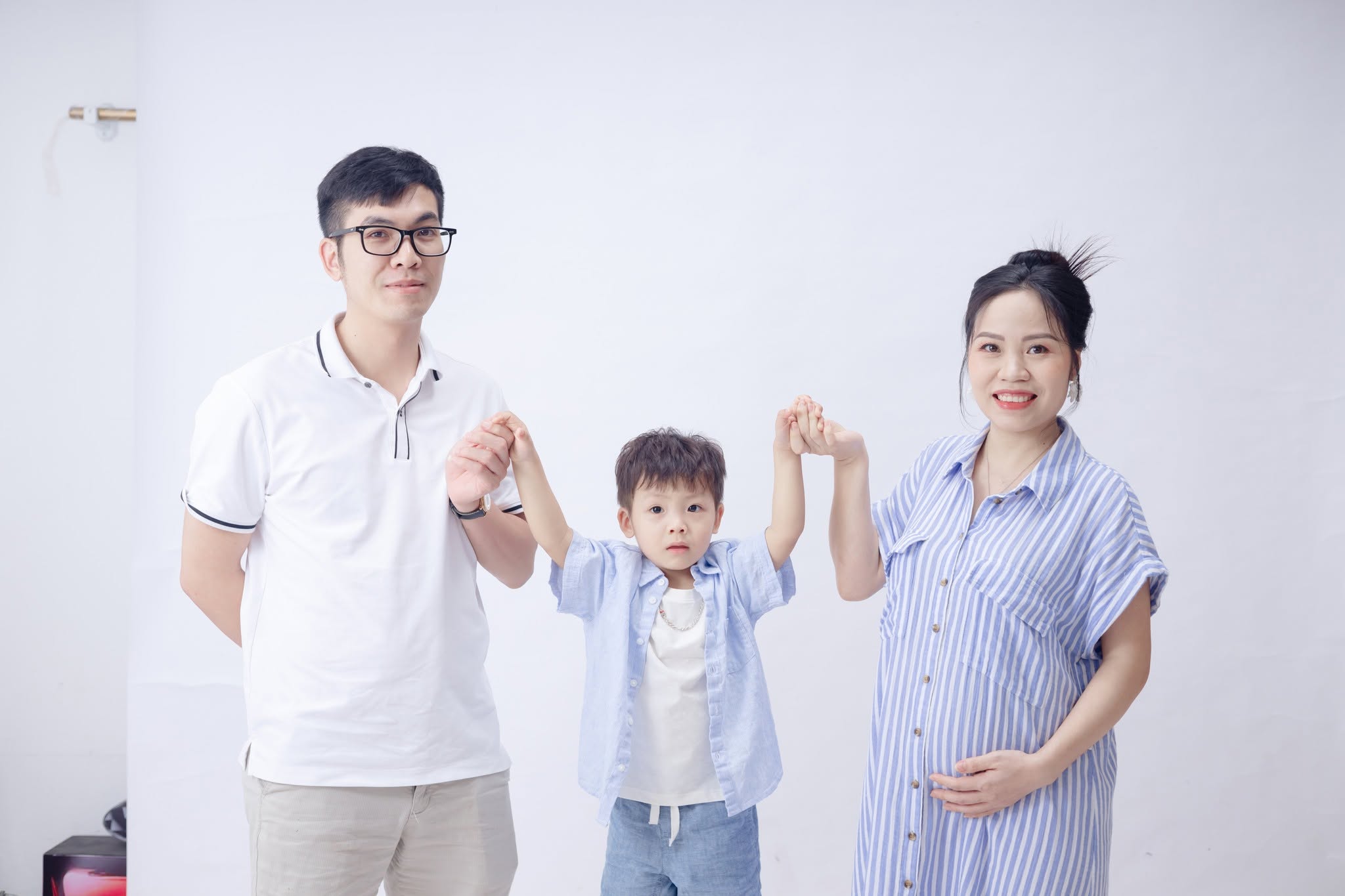 Studio Chụp Ảnh Gia Đình Đẹp Tại Hà Nội (3)