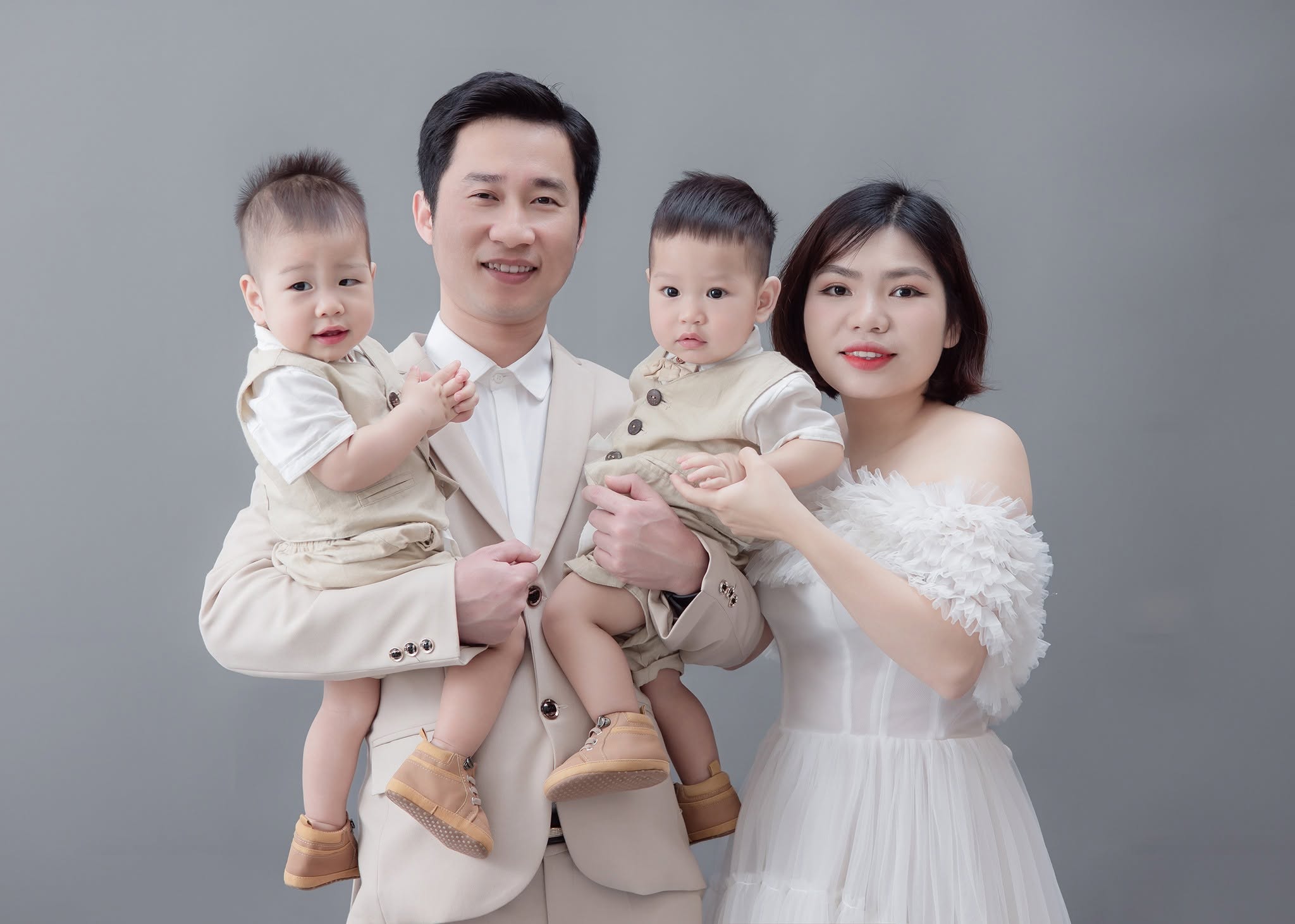 Studio Chụp Ảnh Gia Đình Đẹp Tại Hà Nội (4)